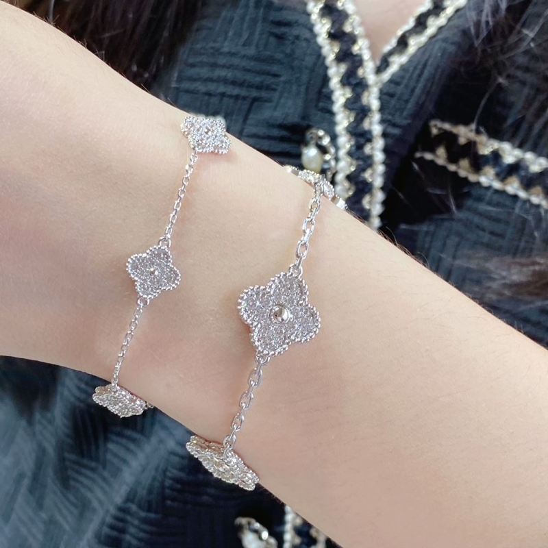 Vca Bracelets